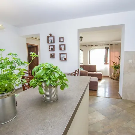 Giuli * Porec